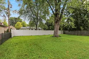 1366 Rockdale St, Green Bay, WI 54304 - Photo 30