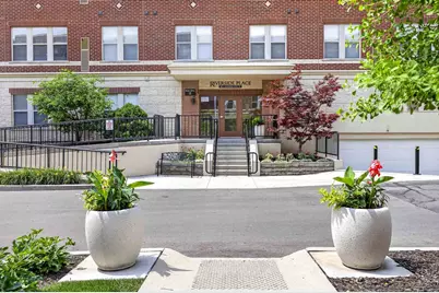 118 S Washington Street #326A, Green Bay, WI 54301 - Photo 2
