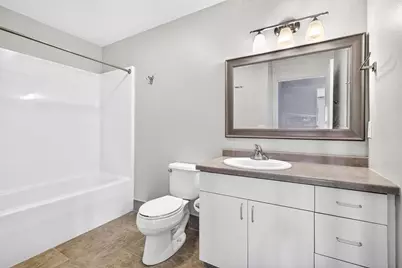 118 S Washington Street #326A, Green Bay, WI 54301 - Photo 4