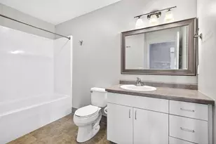 118 S Washington Street, Green Bay, WI 54301 - Photo 4