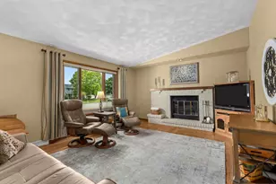 2623 W Sunnyview Cir, Appleton, WI 54914 - Photo 16