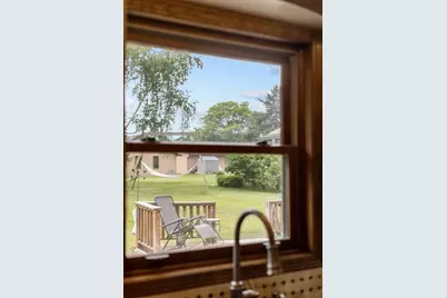 2623 W Sunnyview Circle, Appleton, WI 54914 - Photo 6