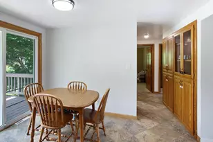 613 Simonet St, Green Bay, WI 54301 - Photo 6