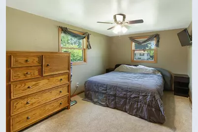613 Simonet Street, Green Bay, WI 54301 - Photo 10