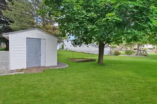 613 Simonet St, Green Bay, WI 54301 - Photo 24