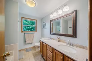 590 Brookfield Blvd, Fond du Lac, WI 54935 - Photo 20