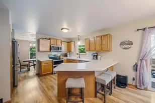 590 Brookfield Blvd, Fond du Lac, WI 54935 - Photo 8