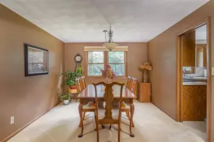 1715 N Viola St, Appleton, WI 54911 - Photo 10