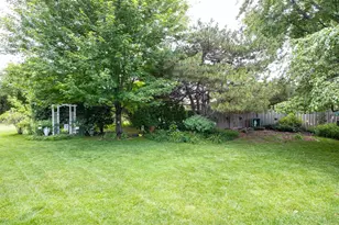 1715 N Viola St, Appleton, WI 54911 - Photo 42