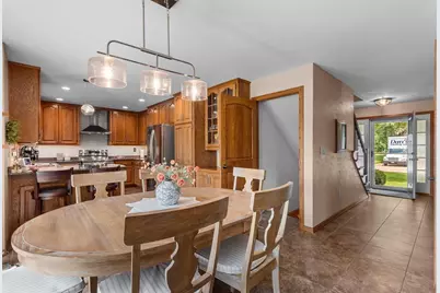 2842 Mayflower Road, Green Bay, WI 54311 - Photo 6