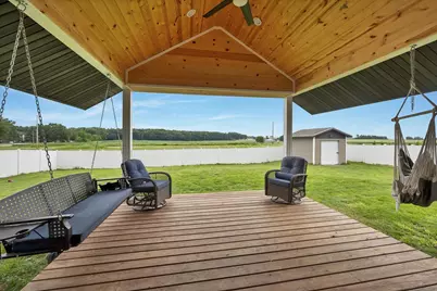 1756 Red Oak Street, Green Bay, WI 54313 - Photo 4