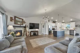 1756 Red Oak St, Green Bay, WI 54313 - Photo 14