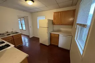 425 Annex Ave, Oshkosh, WI 54901 - Photo 6