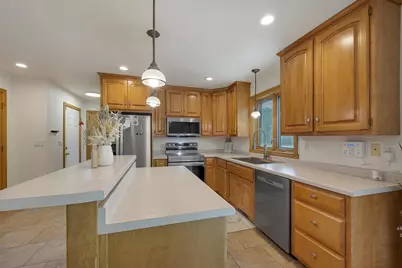 2501 Lopez Lane, Green Bay, WI 54311 - Photo 8