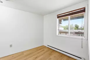 1001 S Oneida St, Appleton, WI 54915 - Photo 12
