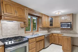 619 Saratoga St, Green Bay, WI 54303 - Photo 18