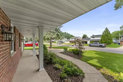 619 Saratoga Street, Green Bay, WI 54303 - Photo 4