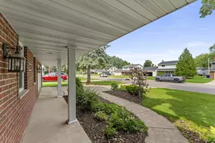 619 Saratoga St, Green Bay, WI 54303 - Photo 4