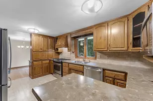 619 Saratoga St, Green Bay, WI 54303 - Photo 20