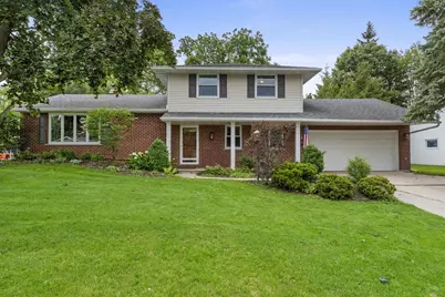 619 Saratoga Street, Green Bay, WI 54303 - Photo 1