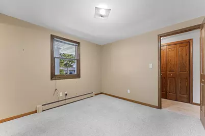 619 Saratoga Street, Green Bay, WI 54303 - Photo 6