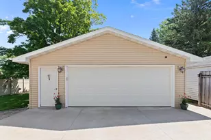 418 S Weimar St, Appleton, WI 54915 - Photo 14