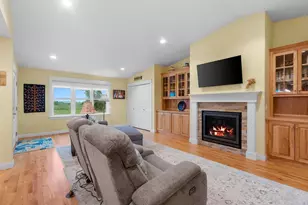 N2025 Willow Rd, Pulaski, WI 54162 - Photo 8