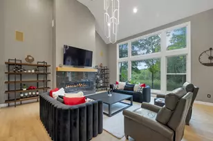 2919 Shelter Creek Ct, Green Bay, WI 54313 - Photo 12