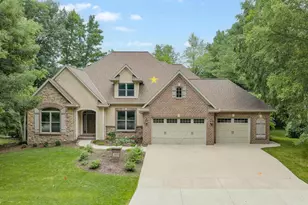 2919 Shelter Creek Ct, Green Bay, WI 54313 - Photo 1