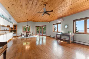 5153 Edgewater Beach Rd, Green Bay, WI 54311 - Photo 10