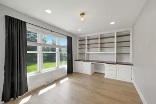 2485 Van View Ct, Green Bay, WI 54311 - Photo 46