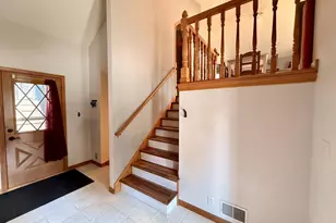 1071 Woodcrest Dr, Fond du Lac, WI 54935 - Photo 2