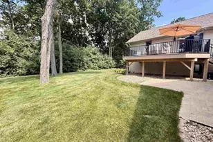 1071 Woodcrest Dr, Fond du Lac, WI 54935 - Photo 24