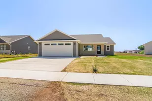 N3972 Wettering Way, Kaukauna, WI 54130 - Photo 2