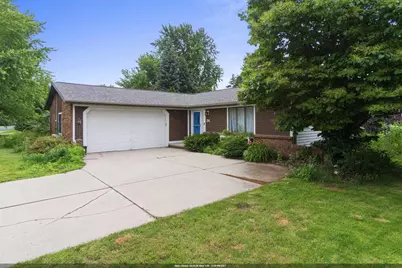 24 Greves Court, Appleton, WI 54914 - Photo 1