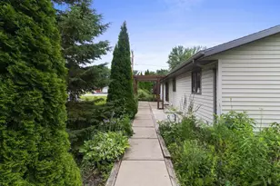 24 Greves Ct, Appleton, WI 54914 - Photo 6