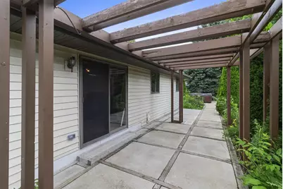 24 Greves Court, Appleton, WI 54914 - Photo 8