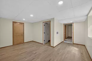 810 Killarny Trail, De Pere, WI 54115 - Photo 36