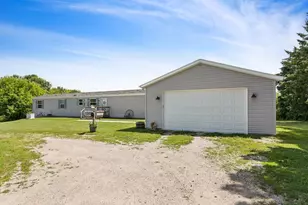 W4543 Faro Springs Rd, Hilbert, WI 54129 - Photo 4
