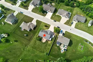 388 Wooden Shoe Cir, Kaukauna, WI 54130 - Photo 34