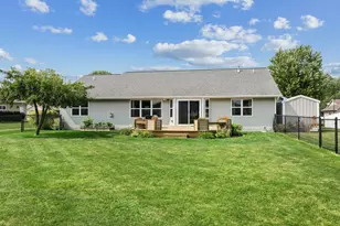 388 Wooden Shoe Cir, Kaukauna, WI 54130 - Photo 30
