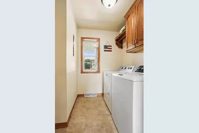 388 Wooden Shoe Circle, Kaukauna, WI 54130 - Photo 16