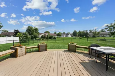 388 Wooden Shoe Circle, Kaukauna, WI 54130 - Photo 32