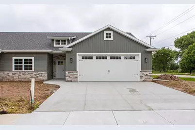 N9095 Southtowne Drive, Menasha, WI 54952 - Photo 1