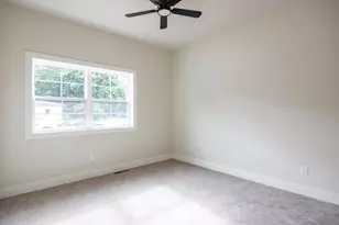 N9095 Southtowne Dr, Menasha, WI 54952 - Photo 18
