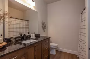N9095 Southtowne Dr, Menasha, WI 54952 - Photo 20