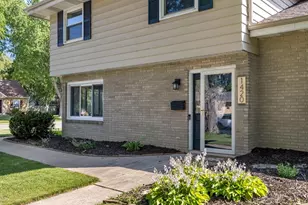 1420 S Riverdale Dr, Appleton, WI 54914 - Photo 4