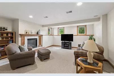 2917 E Fallcreek Lane, Appleton, WI 54913 - Photo 36