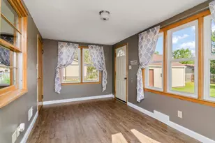 335 E Cedar St, Pulaski, WI 54162 - Photo 22