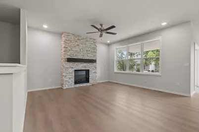 3601 E Gladiolus Place, Appleton, WI 54913 - Photo 2